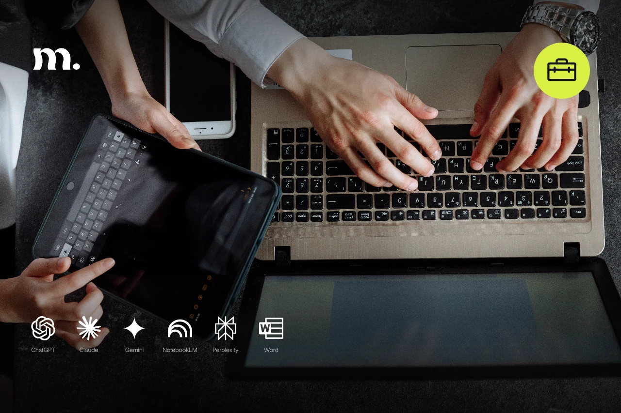 Manos usando una laptop y una tablet con los logotipos de herramientas de IA
